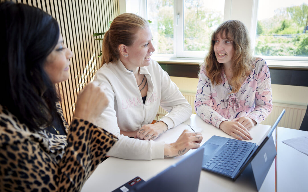 Gymnasiale enkeltfag skal kunne stå på egne ben
